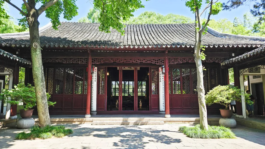 1756882339954360.png 640.webp.png