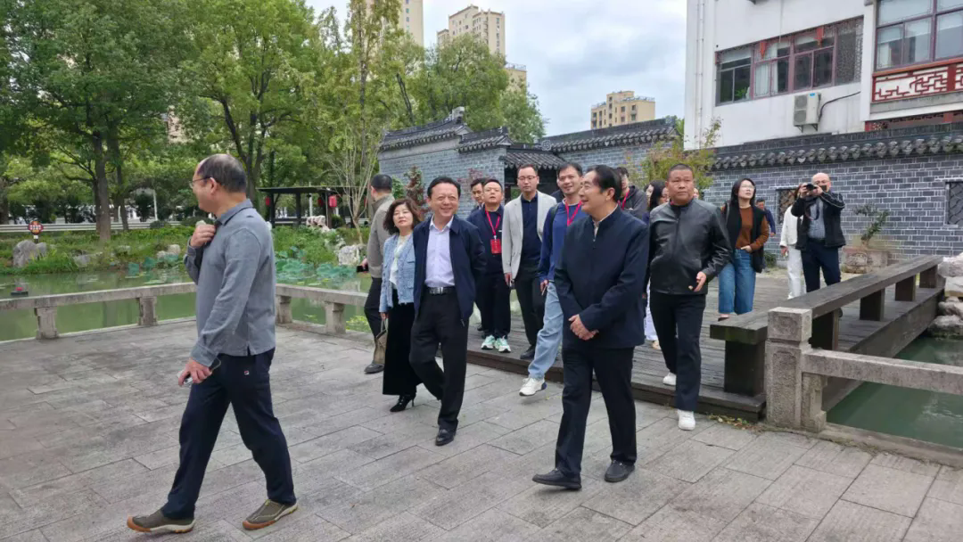 1761197070731618.png 640.webp (4).png